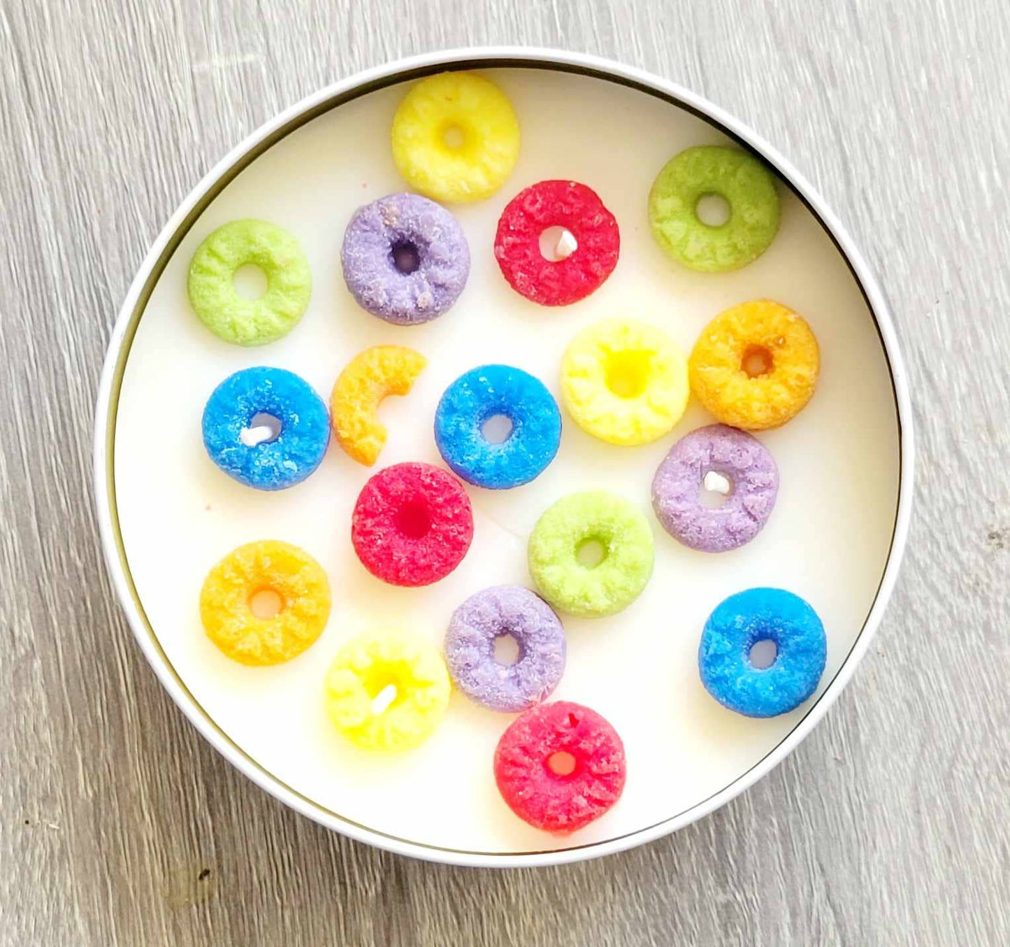 Fruit Loops cereal candle - Large