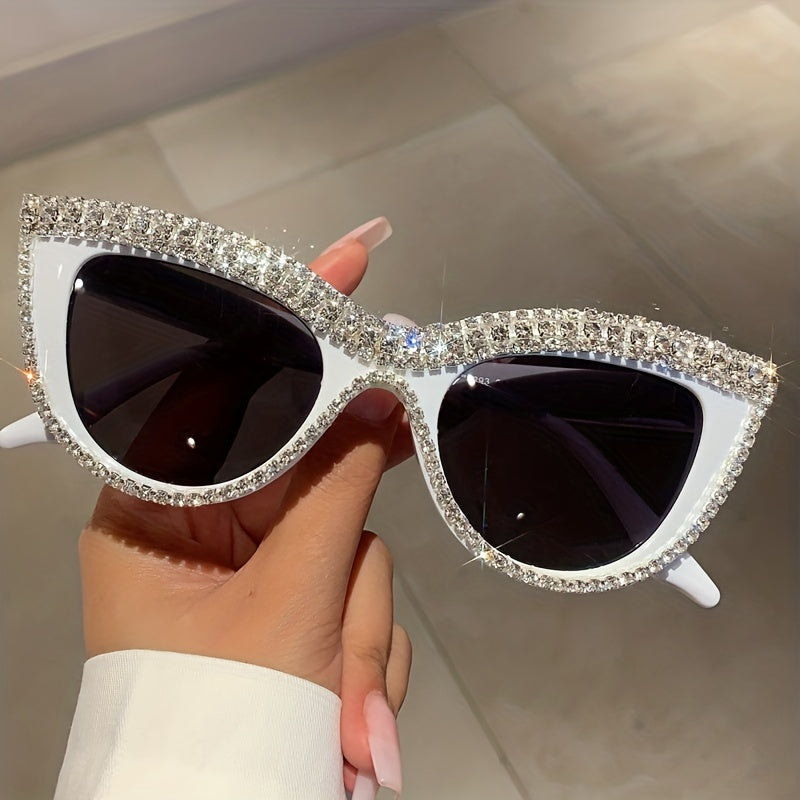 Luxury Cat Eye Fashion Sunglasses For Women Men Sparkling Rhinestone Glasses