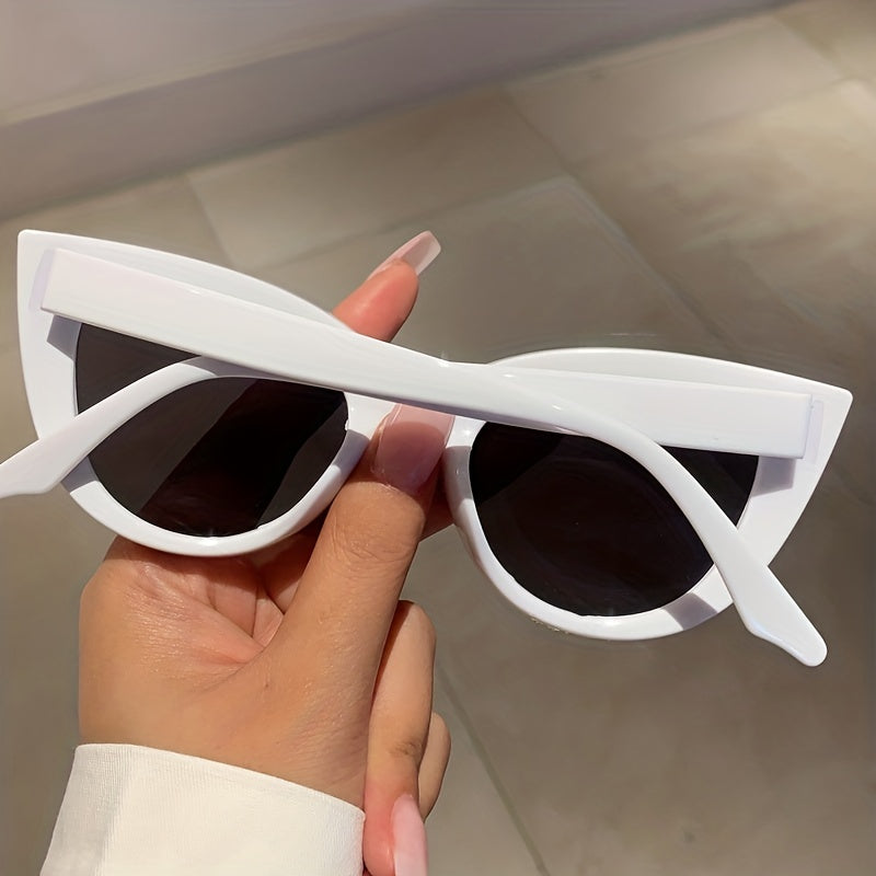 Luxury Cat Eye Fashion Sunglasses For Women Men Sparkling Rhinestone Glasses