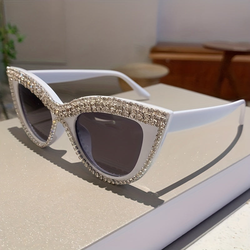 Luxury Cat Eye Fashion Sunglasses For Women Men Sparkling Rhinestone Glasses